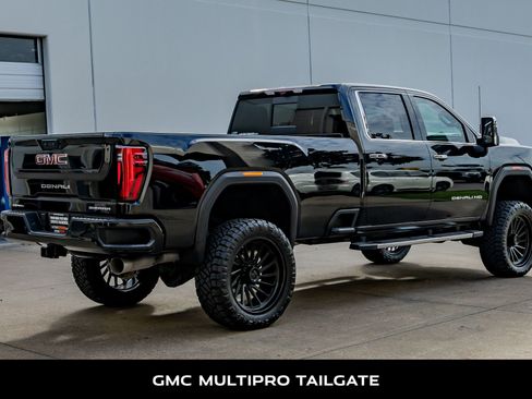 Used 2024 GMC Sierra 2500 Denali w/ Denali Reserve Package AWD/4WD image 10
