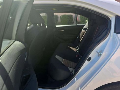 Used 2023 Toyota Corolla SE w/ SE Premium Package image 15