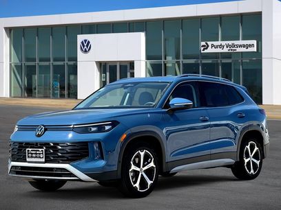 New 2026 Volkswagen Tiguan SE