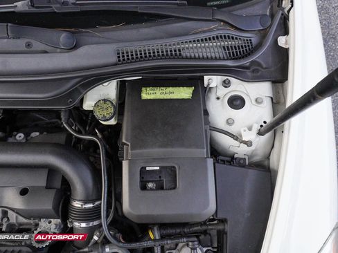 Used 2012 Volvo C70 T5 w/ Dynamic Trim Pkg image 15