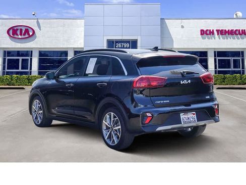 Certified 2022 Kia Niro Touring Special Edition image 6