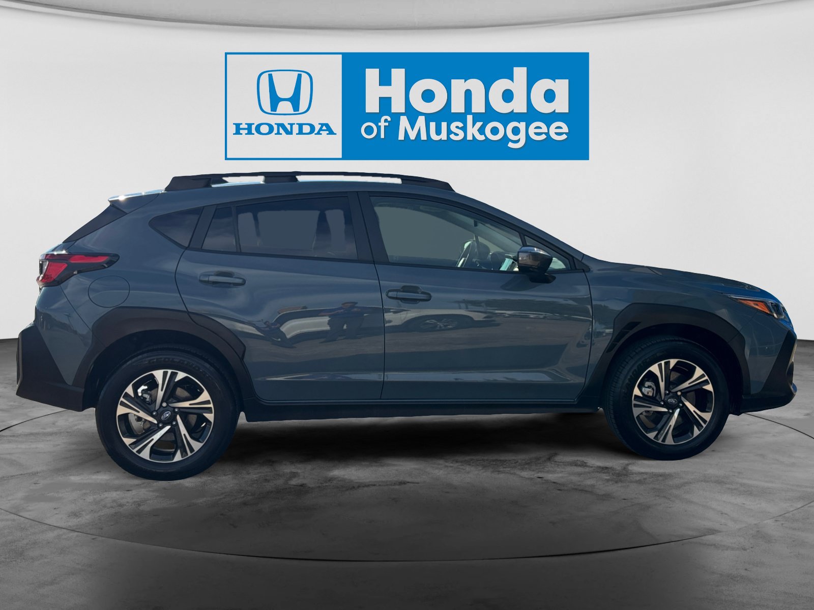 Used 2024 Subaru Crosstrek 2.0i Premium AWD/4WD image 4