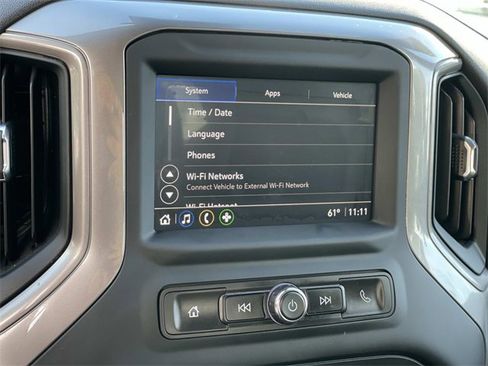 Used 2022 Chevrolet Silverado 1500 Custom image 11