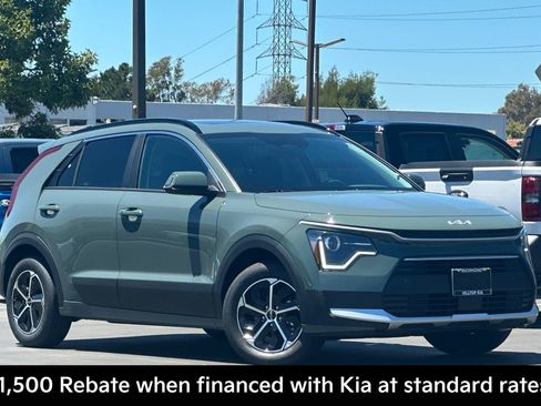New 2026 Kia Niro EX w/ EX Premium Package FWD image 2