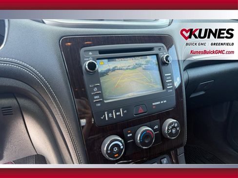 Used 2015 Chevrolet Traverse LT w/ Style and Technology Package FWD image 32