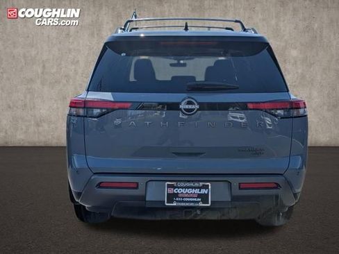 New 2026 Nissan Pathfinder Platinum image 7