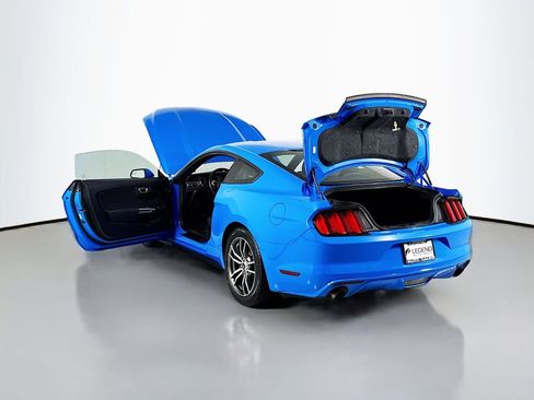 Used 2017 Ford Mustang Coupe image 24