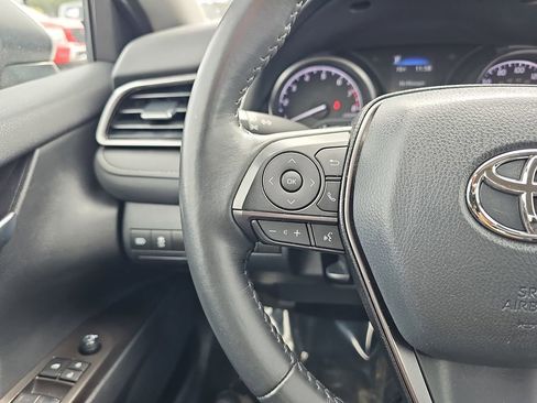 Used 2024 Toyota Camry SE image 21