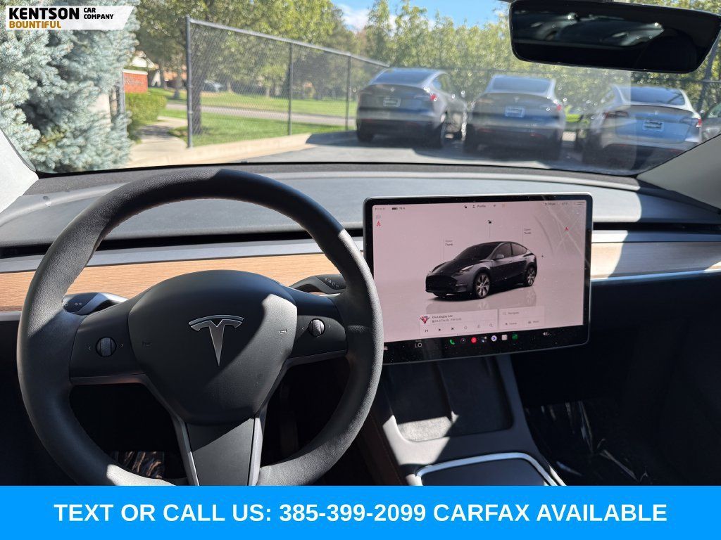 Used 2023 Tesla Model Y Long Range AWD/4WD image 17