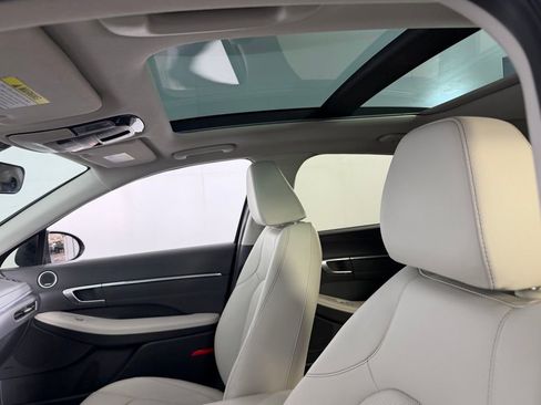 Used 2023 Hyundai Sonata Limited image 25