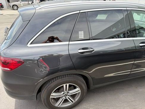 Used 2020 Mercedes-Benz GLC 300 4MATIC image 3