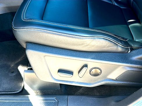 Used 2025 Ford Bronco Outer Banks AWD/4WD image 15