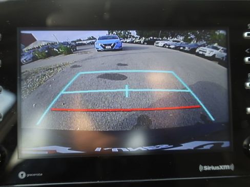 Used 2024 Toyota Camry SE image 29