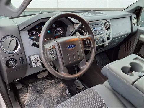 Used 2016 Ford F250 XLT image 4