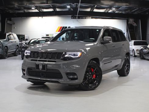 Used 2020 Jeep Grand Cherokee SRT AWD/4WD image 96
