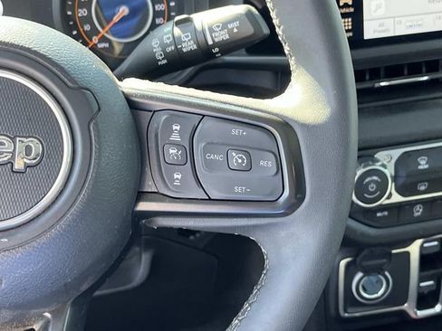 Certified 2025 Jeep Wrangler Unlimited Sport AWD/4WD image 29