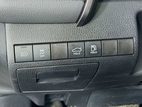 Certified 2023 Toyota Camry SE image 13