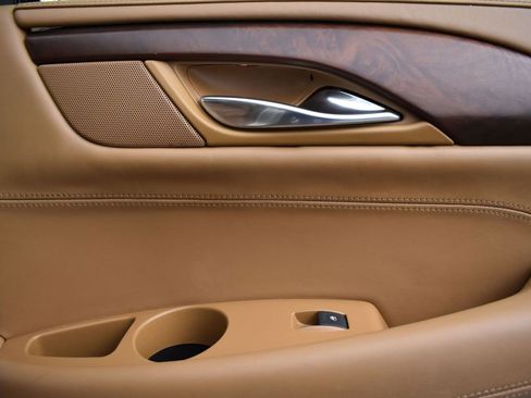 Used 2017 Cadillac Escalade Platinum image 35