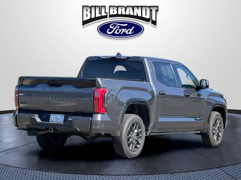 Used 2023 Toyota Tundra Platinum AWD/4WD image 3