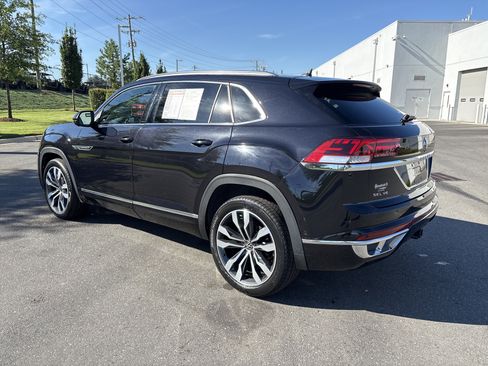 Used 2023 Volkswagen Atlas Cross Sport SEL Premium R-Line AWD/4WD image 7