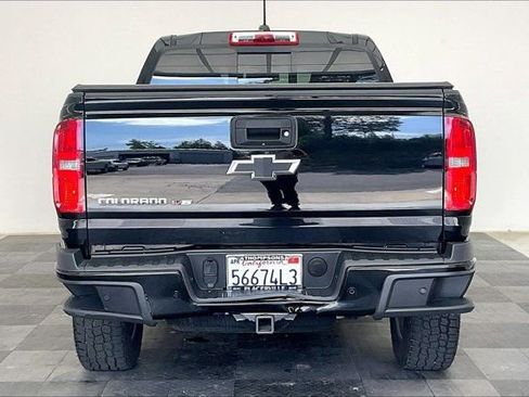 Used 2019 Chevrolet Colorado Z71 RWD image 3