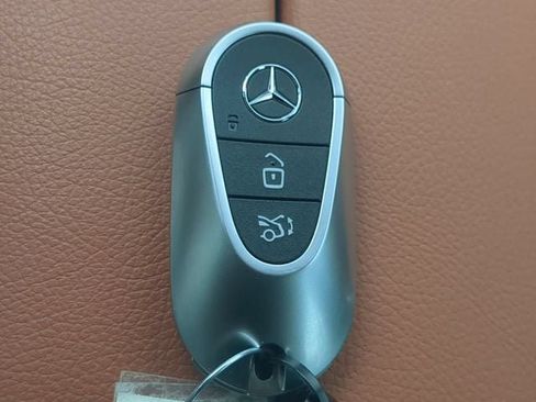 Used 2024 Mercedes-Benz C 300 4MATIC Sedan image 28