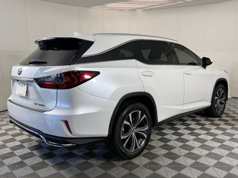 Used 2022 Lexus RX 350L FWD w/ Premium Package image 9