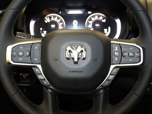 New 2026 RAM 1500 4x4 Crew Cab image 11