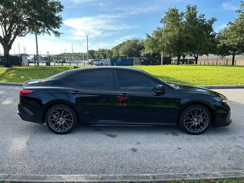Certified 2025 Toyota Camry SE w/ Convenience Package FWD image 7