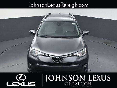 Used 2017 Toyota RAV4 XLE FWD image 24
