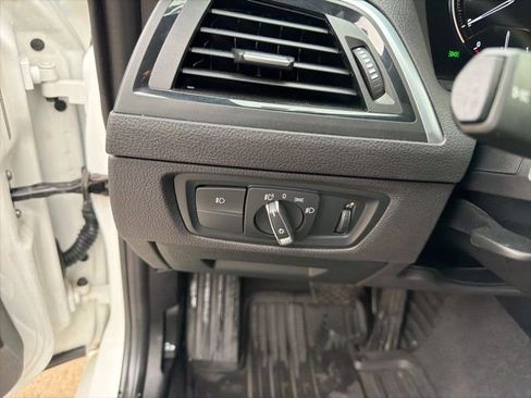 Used 2018 BMW 230i Coupe image 15