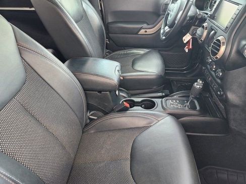 Used 2017 Jeep Wrangler 75th Anniversary image 18