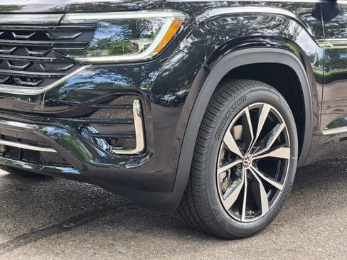 New 2026 Volkswagen Atlas Cross Sport SEL Premium R-Line AWD/4WD image 7