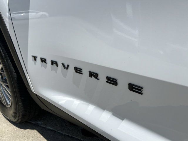 Used 2024 Chevrolet Traverse LT FWD image 32