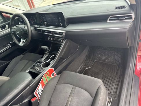 Used 2024 Kia K5 LXS image 12