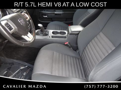 Used 2013 Dodge Challenger R/T RWD image 10