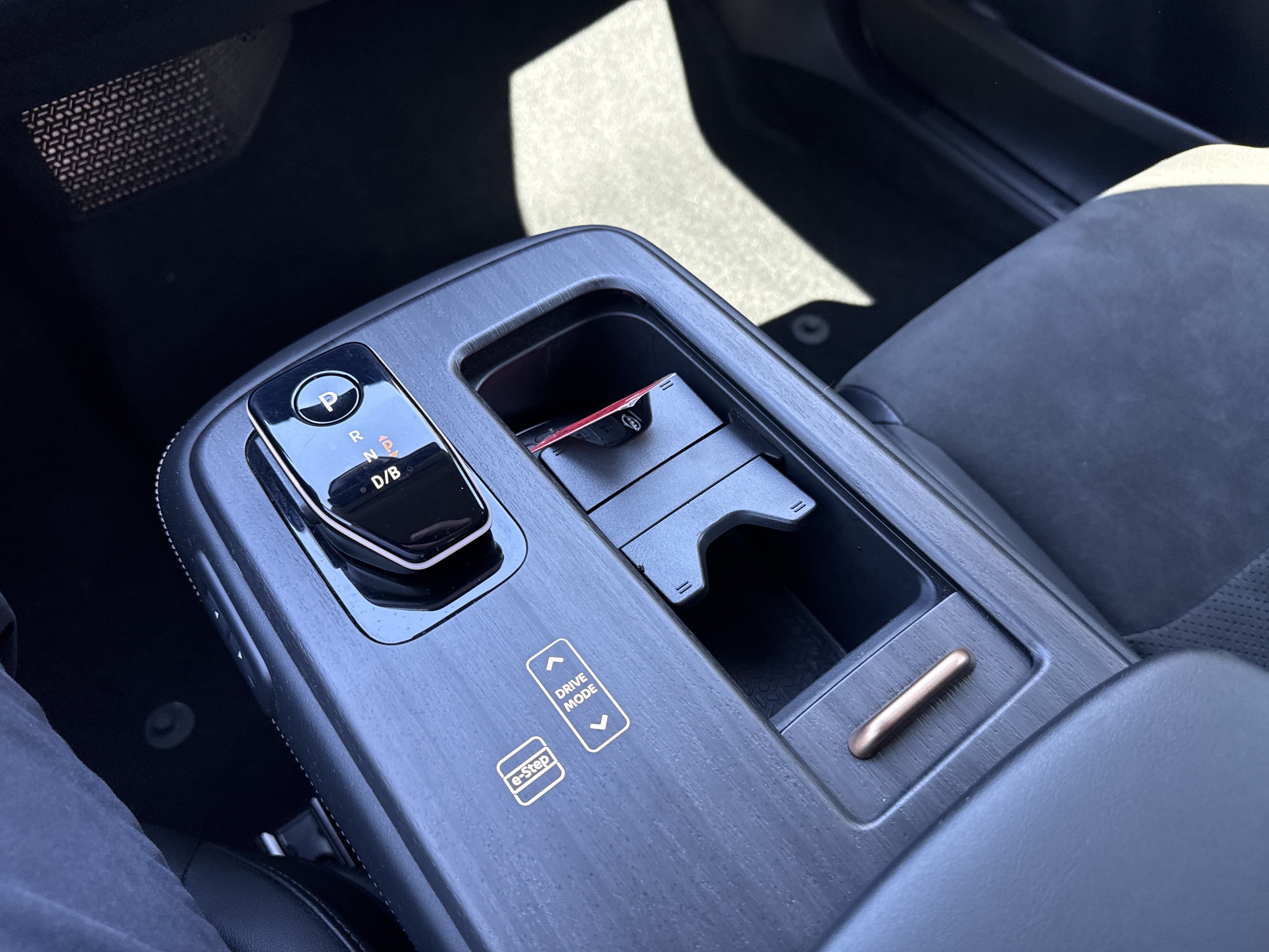 Certified 2024 Nissan Ariya AWD image 16