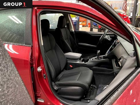 Used 2025 Subaru Legacy Premium image 8