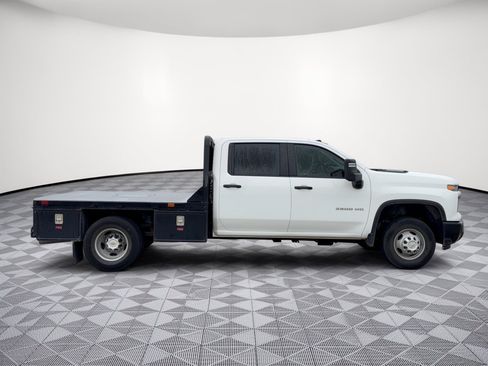 Used 2025 Chevrolet Silverado 3500 W/T w/ WT Convenience Package AWD/4WD image 8