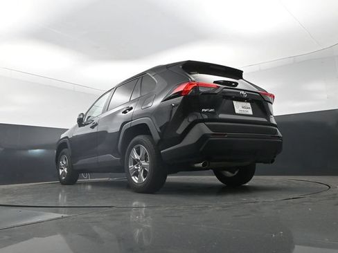 Used 2025 Toyota RAV4 XLE FWD image 23