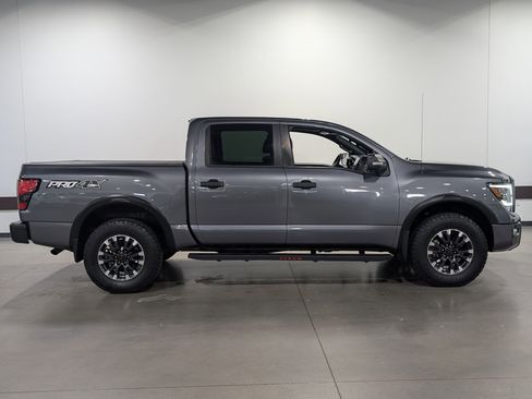 Used 2020 Nissan Titan PRO-4X w/ Pro-4x Convenience Package AWD/4WD image 2