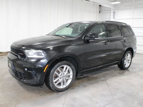 Used 2024 Dodge Durango GT image 4