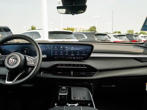 New 2026 Buick Enclave Preferred w/ Power Package AWD/4WD image 18