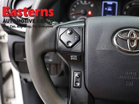 Used 2018 Toyota Tacoma SR RWD image 14