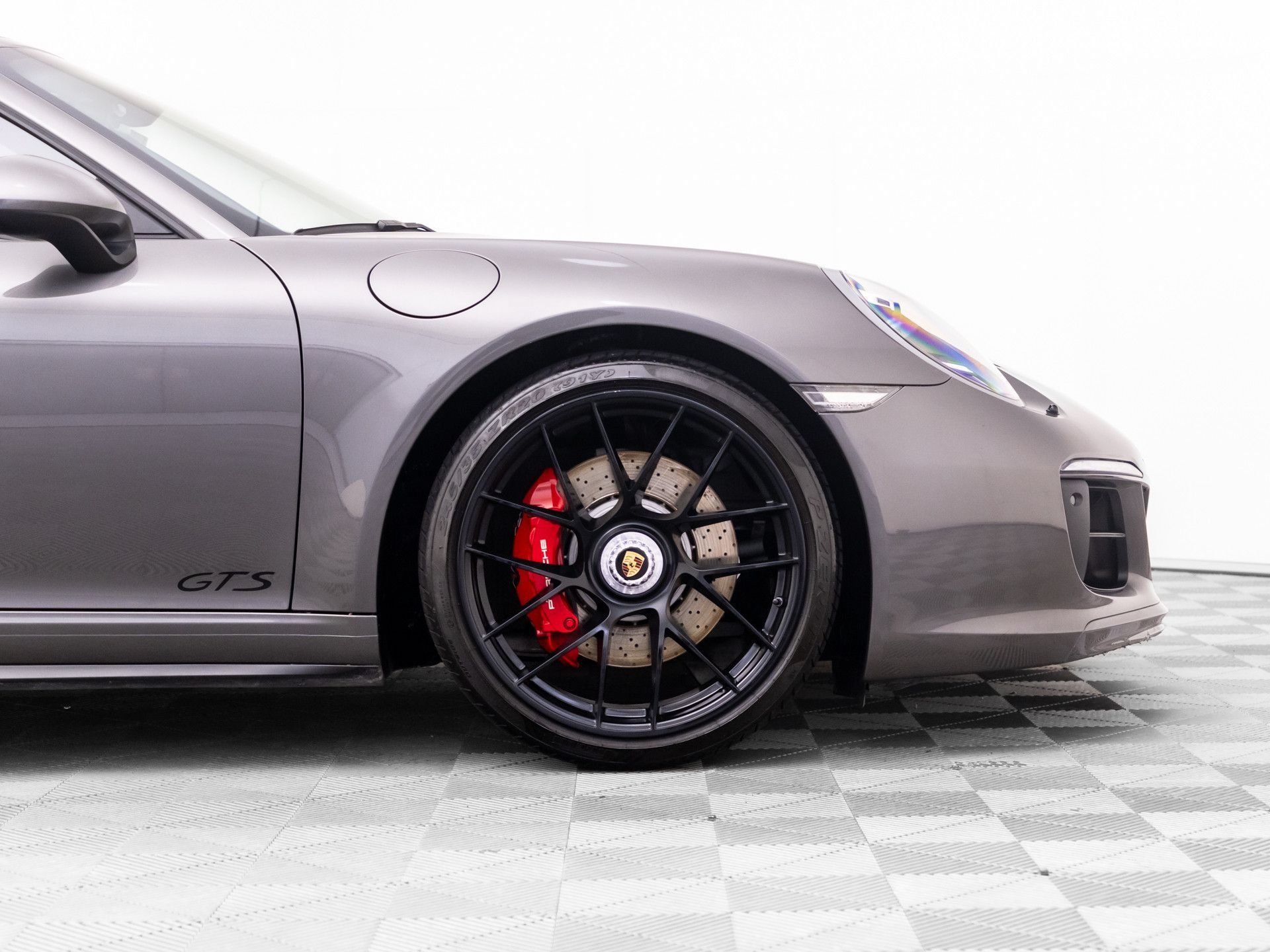 Used 2018 Porsche 911 Carrera GTS RWD image 29