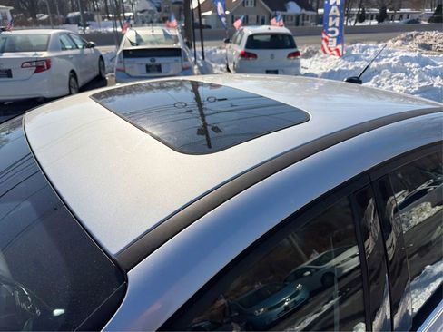 Used 2017 Ford Focus Titanium w/ Titanium Technology Package image 12