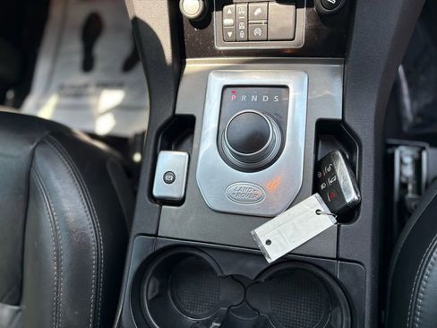 Used 2015 Land Rover LR4 HSE LUX image 25