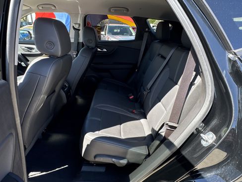 Used 2024 Chevrolet Blazer LT image 10