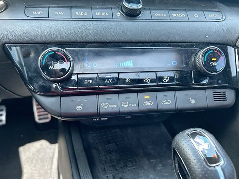 Used 2022 Hyundai Elantra N FWD image 23