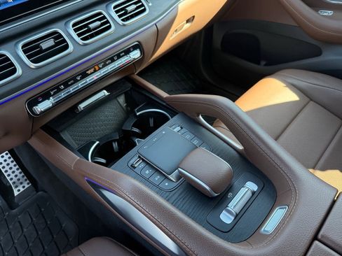 Certified 2024 Mercedes-Benz GLS 450 4MATIC image 23